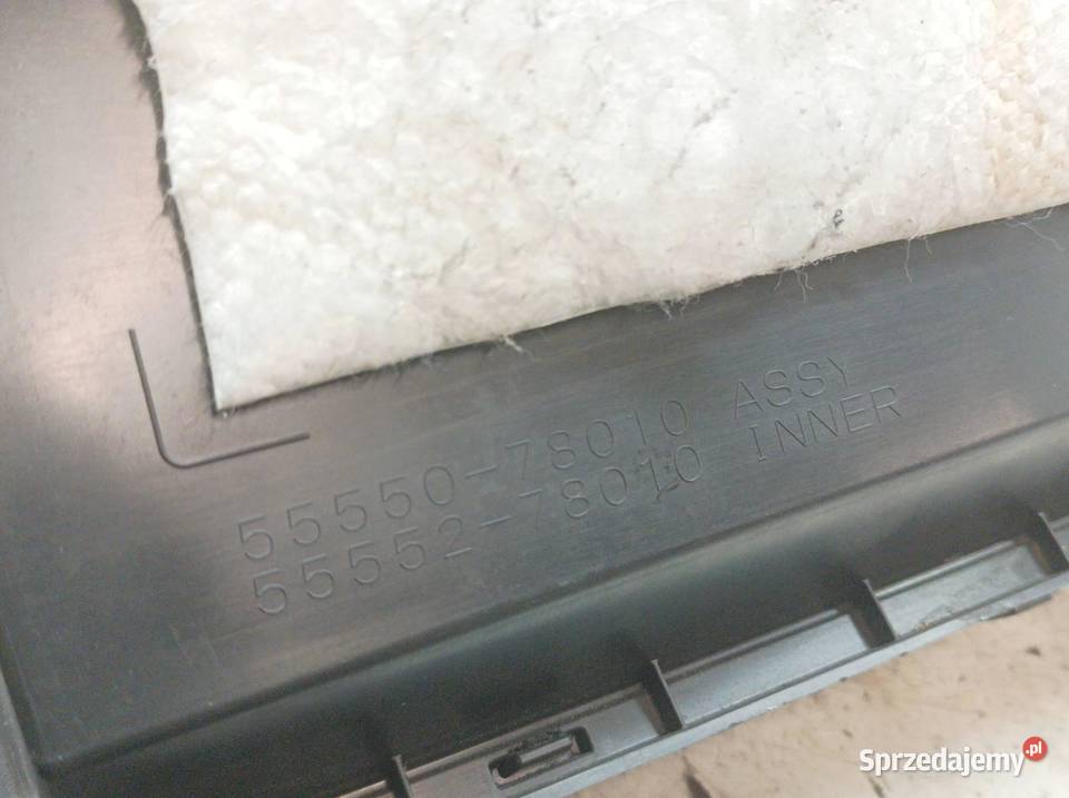 SCHOWEK PRAWY PASAŻERA DESKI Lexus NX I 2014 Rok produkcji 2014 Schowki, półki świętokrzyskie