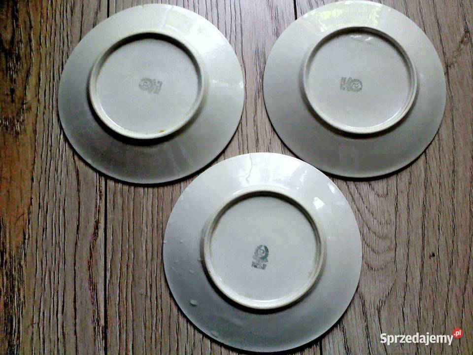 Filiżanki Pruszków białe 7 sztuk 3 talerzyki Zakopane sprzedam