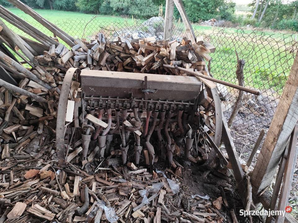 Pług przyczepka siewnik śrutownik silnik 75 kw