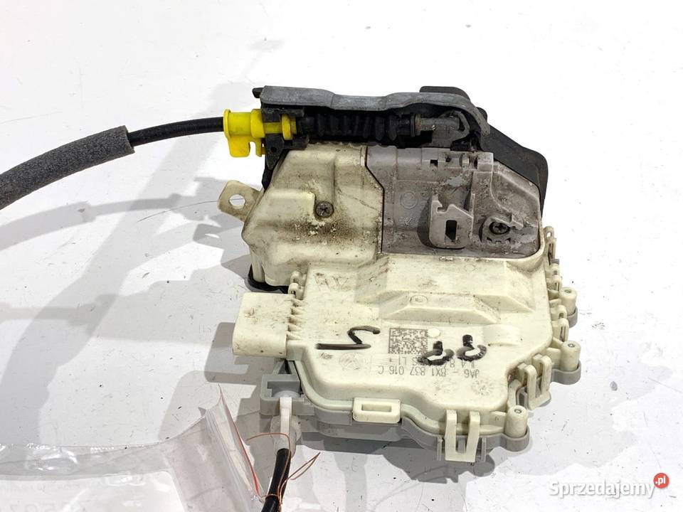 ZAMEK DRZWI PRAWY PRZÓD AUDI A4 B9 Kombi