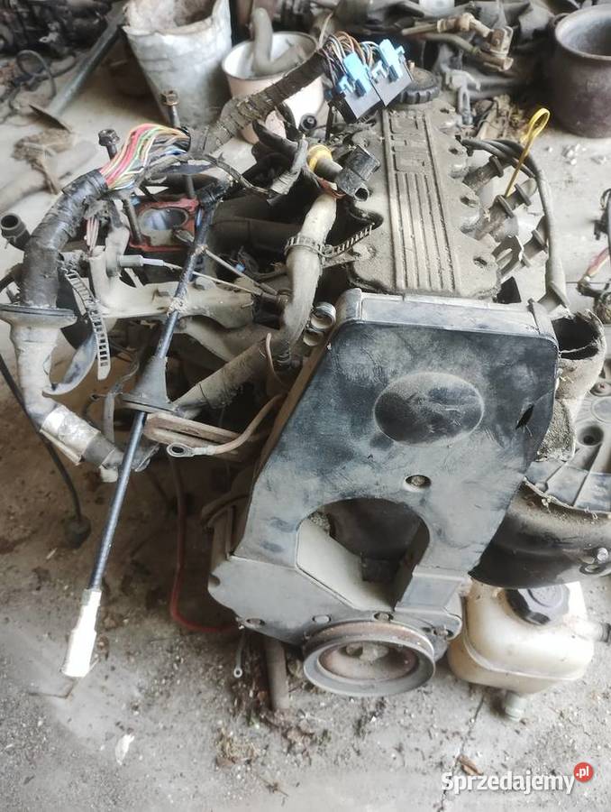 Opel Corsa A 8293 części Słowiki Stare