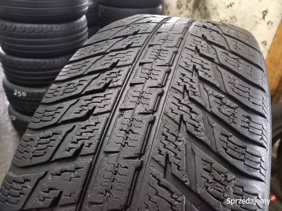 4x Opona używana zimowa 26560R18 NOKIAN 129 podlaskie Zaścianki sprzedam