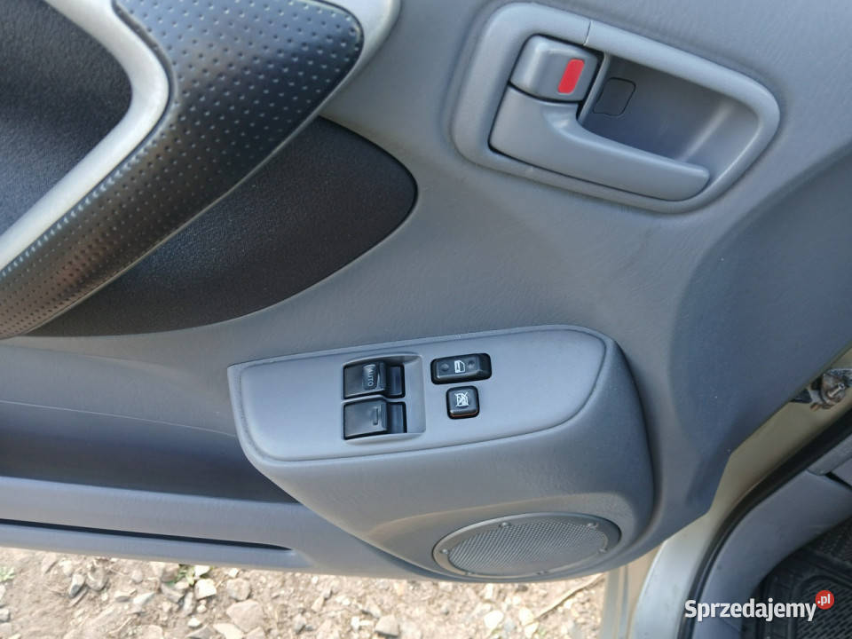 Toyota RAV4 20 D4D 4X4 5 drzwi klimatyzacja napęd 4x4 RAV4 Gryfino sprzedam
