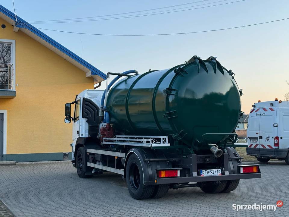Samochód asenizacyjny VOLVO FM 330 105 m3 podgrzewane lusterka boczne Roztoka