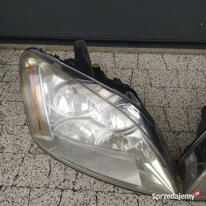 Komplet lamp przód lewa prawa Ford C