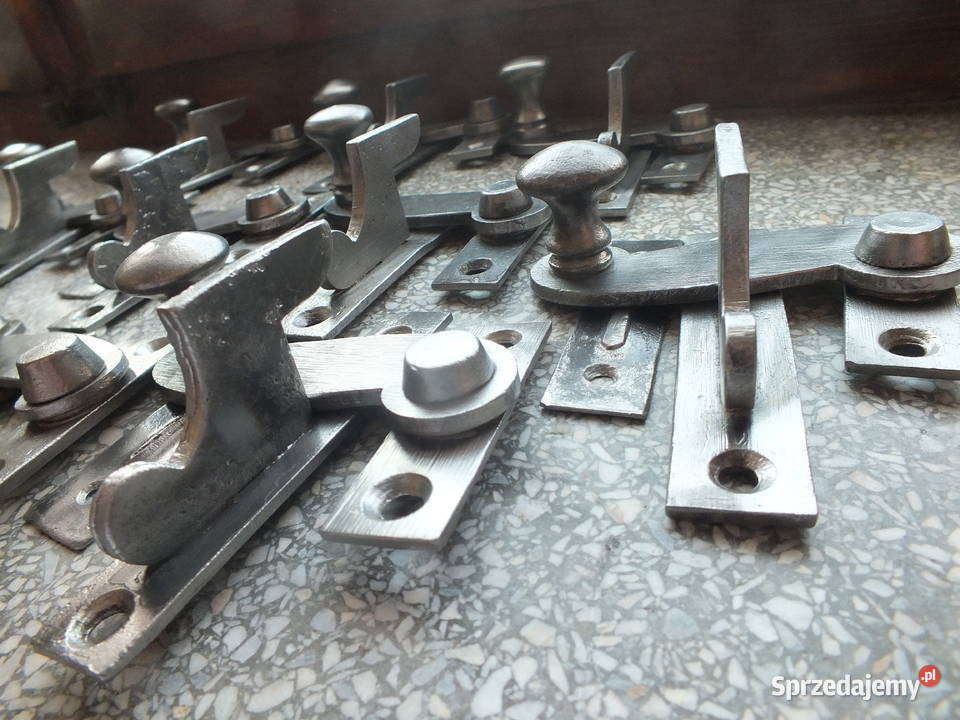 Klamki okienneokoło 192030 10 dolnośląskie Bielawa