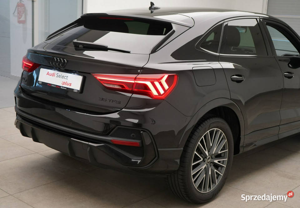 Audi Q3 Sportback 35TFSI 150 Sline Kamera LED automatyczna