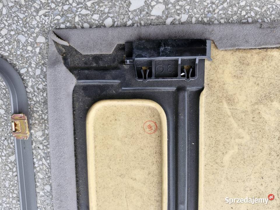 AUDI 80 B4 Tapicerka szyberdachu Podsufitka