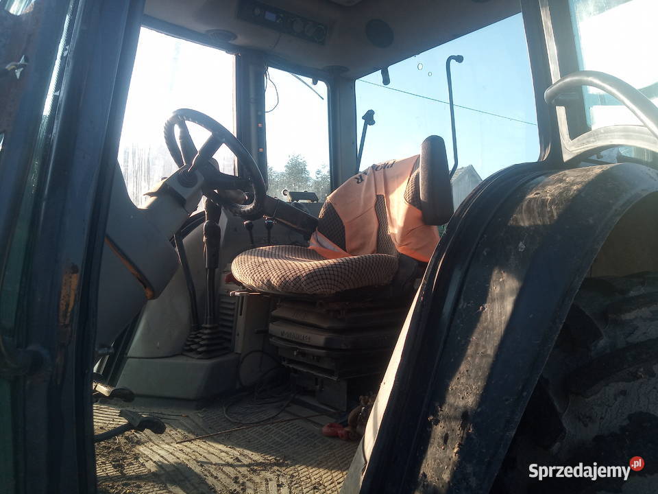 valtra valmetfendtmasseyzetorursustur50 h nieuszkodzony Iłownica
