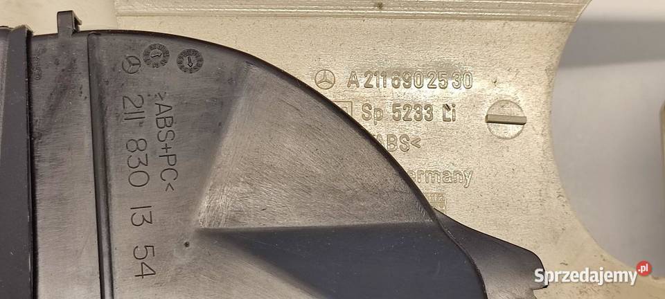 MERCEDES W211 OSŁONA SŁUPKA LEWA A2116902530