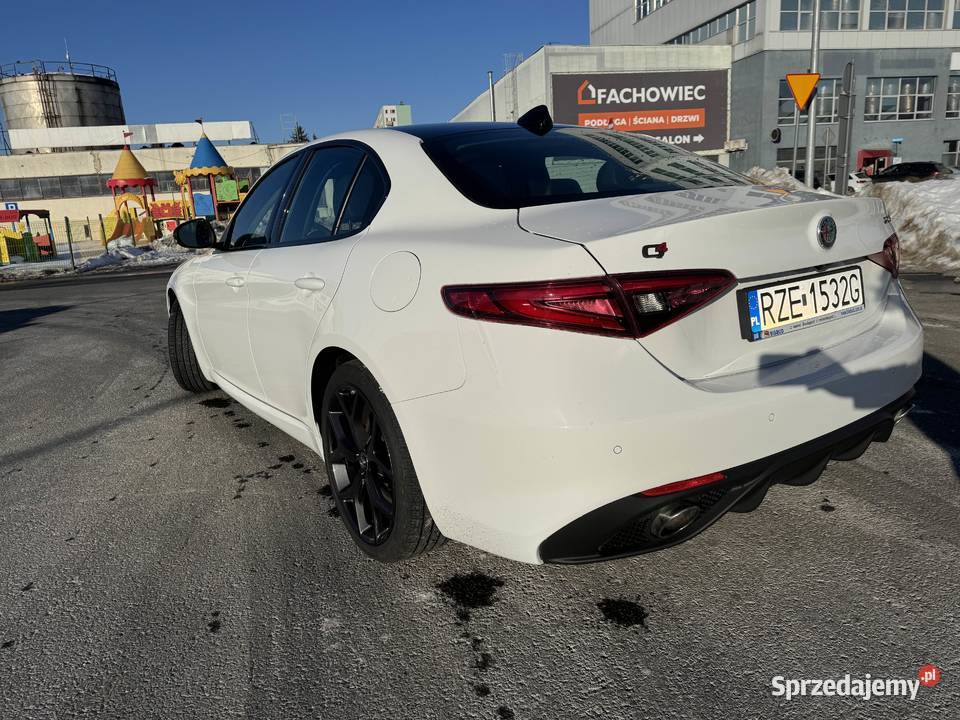 Alfa Romeo Giulia 20 Ti Q4 280 radio Rzeszów