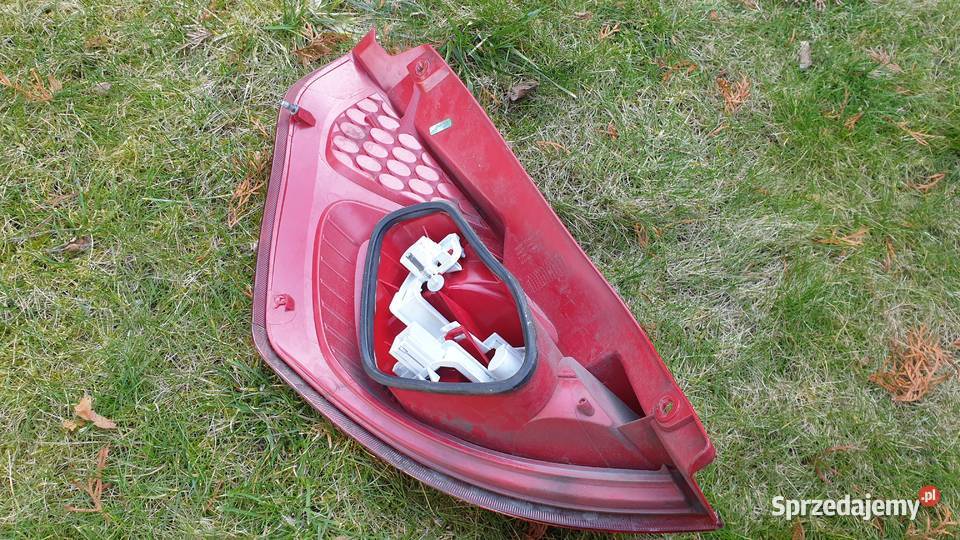 Lampa tył Fiesta MK7 osobowe Snopków