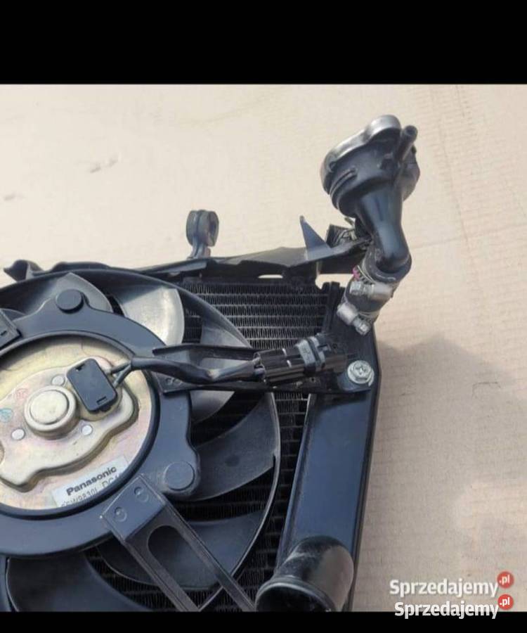 HONDA CBR 1000 RR SC 59 0812 CHŁODNICA WODY