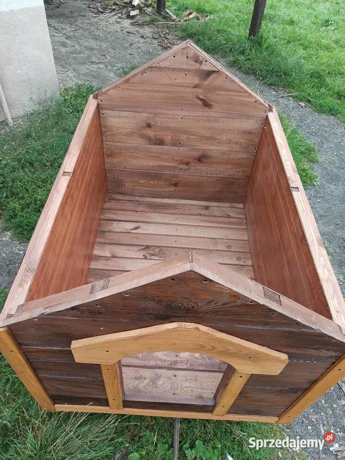Buda dużego psa owczarek podhalański kaukaski ze śląskie Woźniki