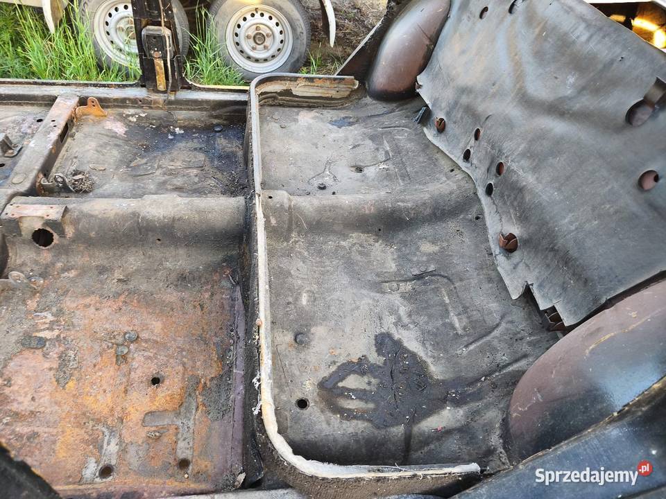 Nadwozie karoseria Wołga GAZ 3102 mazowieckie Góra Kalwaria