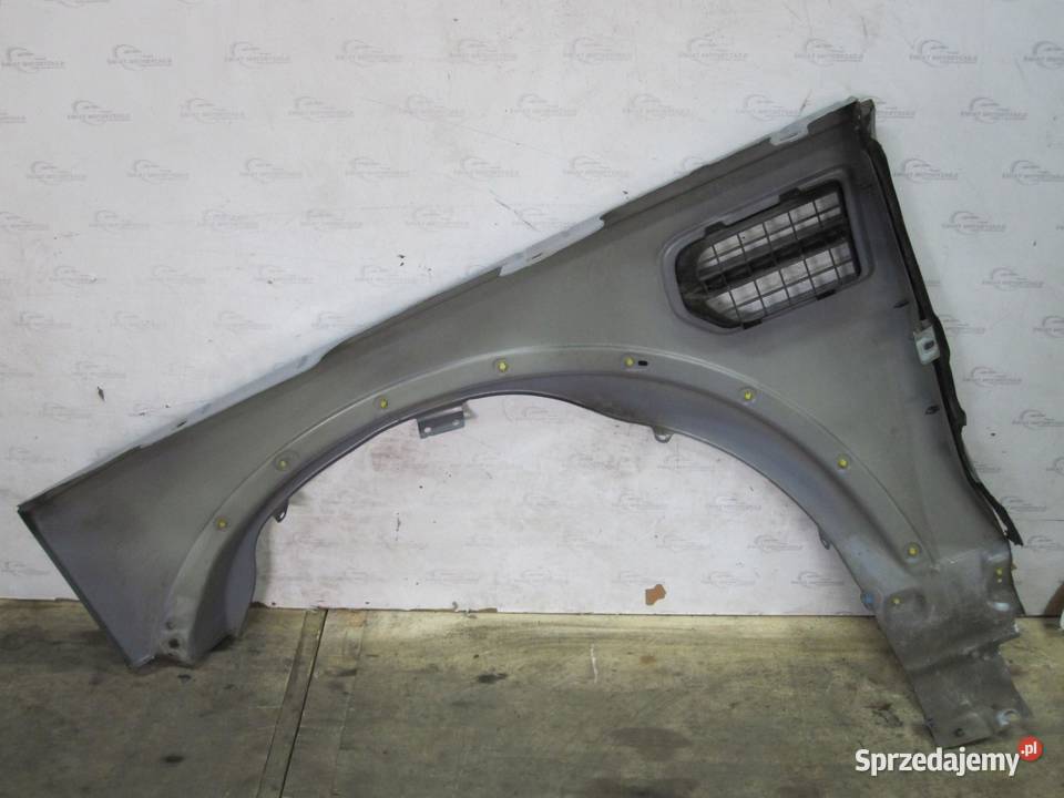 LAND ROVER DISCOVERY III 08r błotnik prawy przód świętokrzyskie