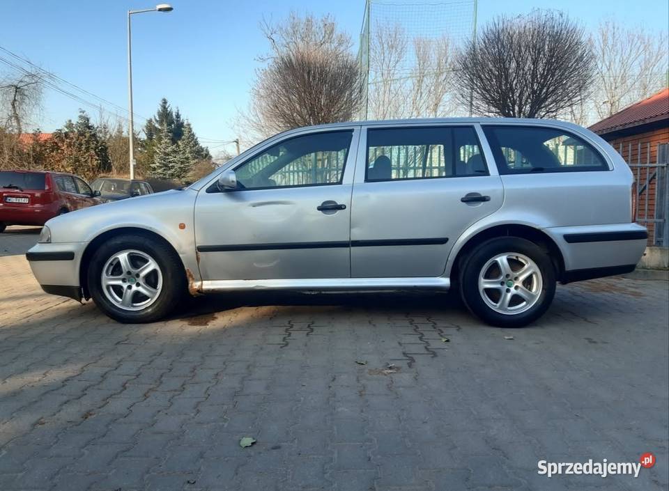 Szkoda octavia Warszawa