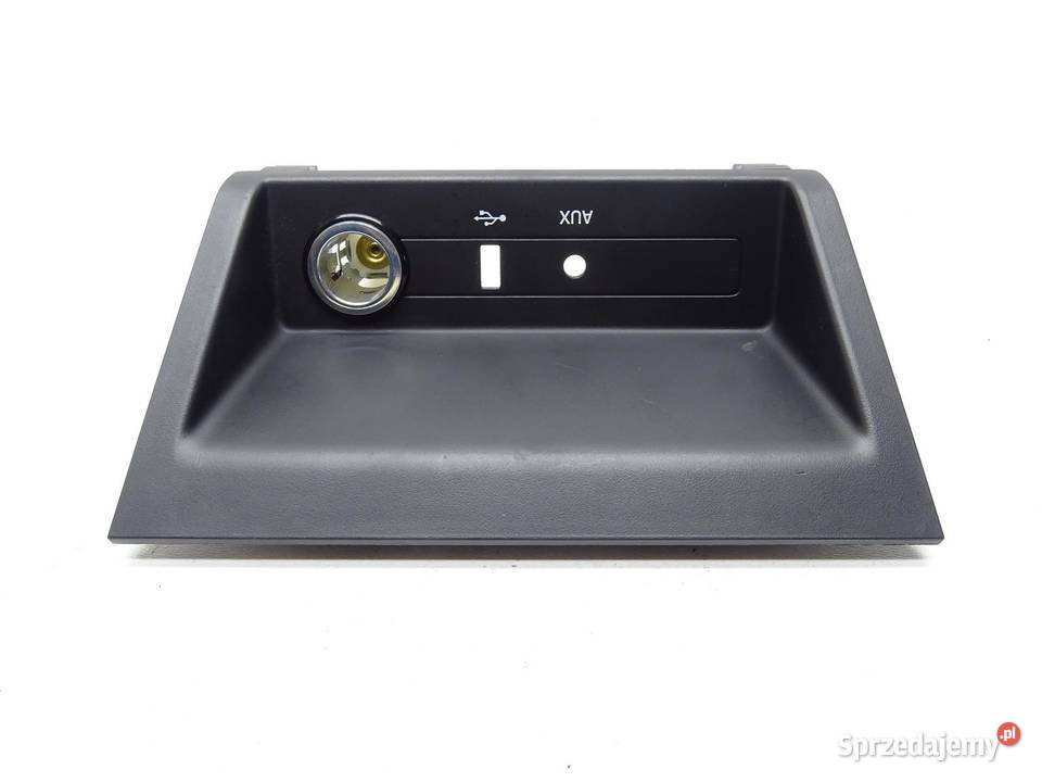 SCHOWEK OSŁONA AUX ZAPALNICZKA USB 6V0857367A osobowe