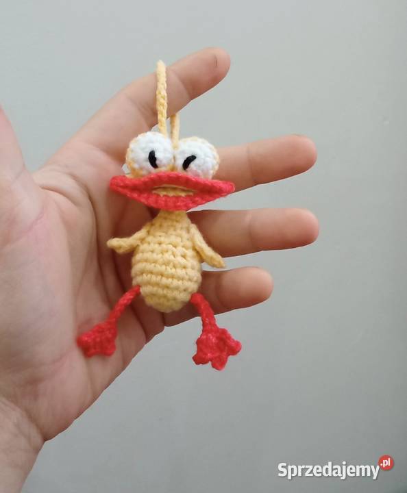 Śmieszna kaczka wykonana na szydełku brelok Łask