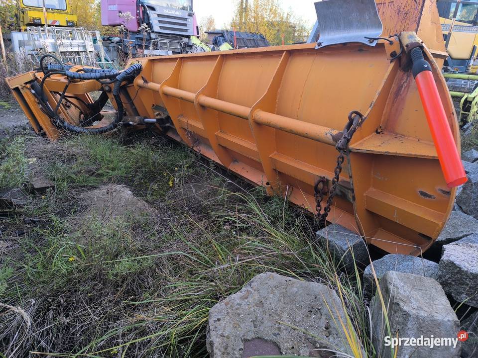 pług do śniegu boczny odśnieżny solarka