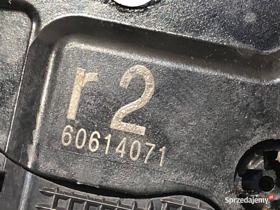 ZAMEK DRZWI PRAWY TYŁ TOYOTA CHR Crossover Zamki, wkładki i kluczyki podkarpackie