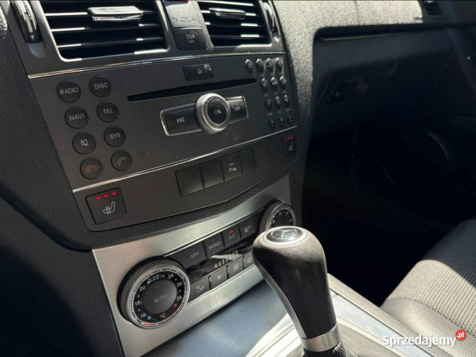 Mercedes C 180 Perfekcyjny bogata wersja Automat ESP