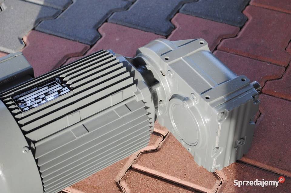 Motoreduktor 3kw371obrmin SEW Kargowa sprzedam