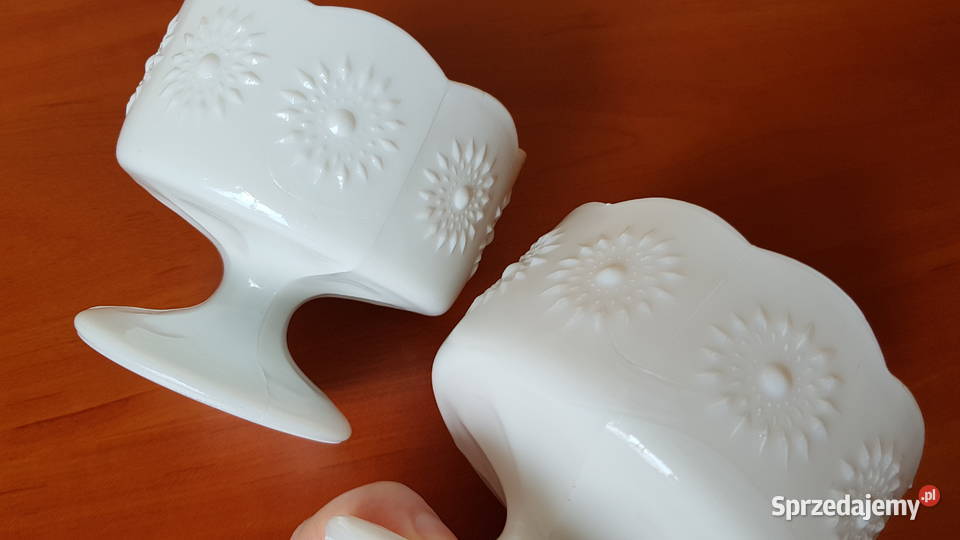 2 x pucharek Stokrotki lattimo Ząbkowice Antyki, Sztuka, Kolekcje śląskie Dąbrowa Górnicza