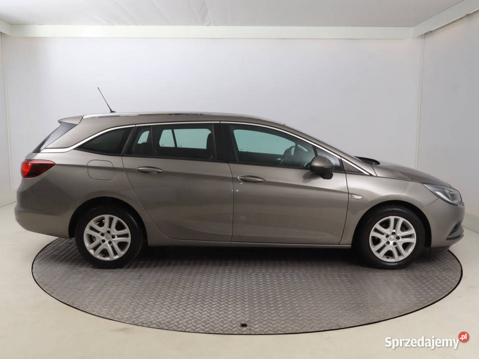 Opel Astra 14 T Bielany Wrocławskie