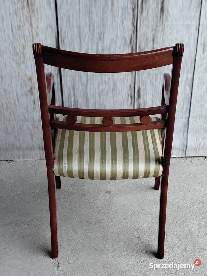 Fotel w stylu biedermeier 947 Byczyna
