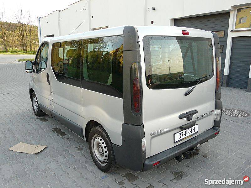 OPEL VIVARO Tour 19 CDTI 101 Klima 9 osób Kielce