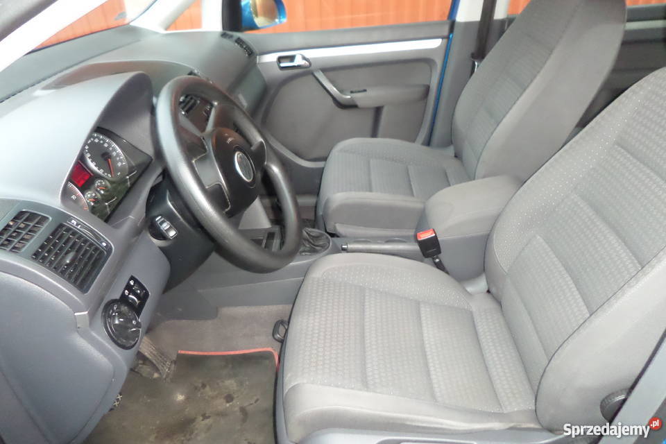 Volkswagen Touran 7 osobowy 16 Zamiana 6 Biegów elektryczne szyby Konstantynów Łódzki