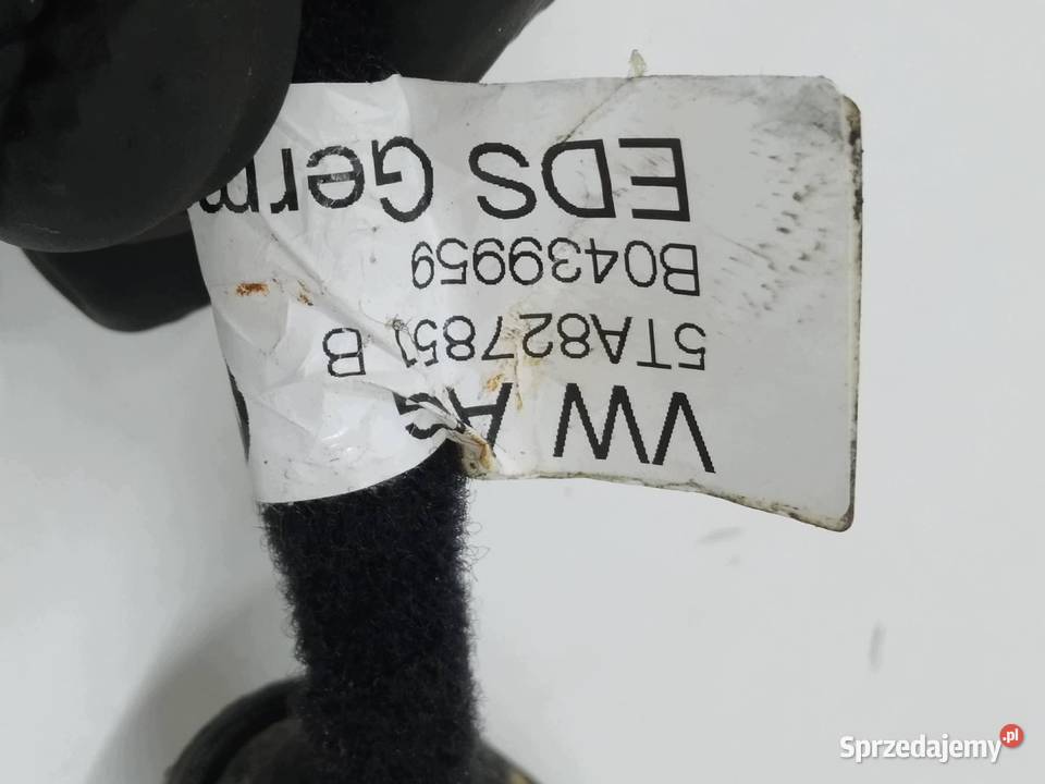 SIŁOWNIK KLAPY BAGAŻNIKA TYŁ PRAWY 5TA827851B VW