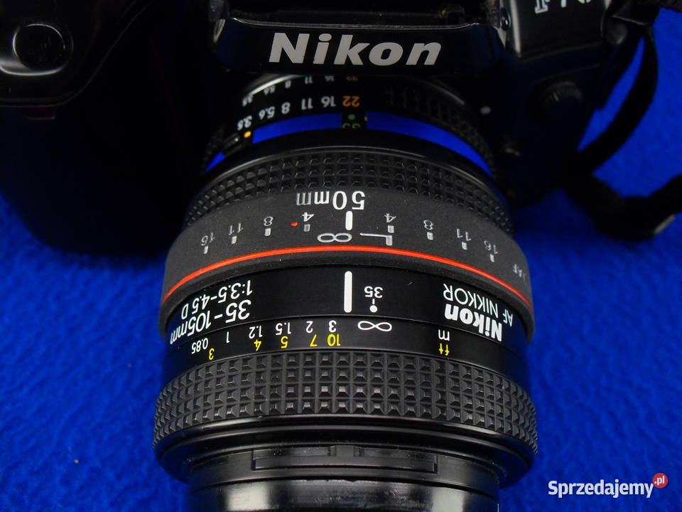 NIKON F70 z obiektywem i handgripem Aparaty Bielawa
