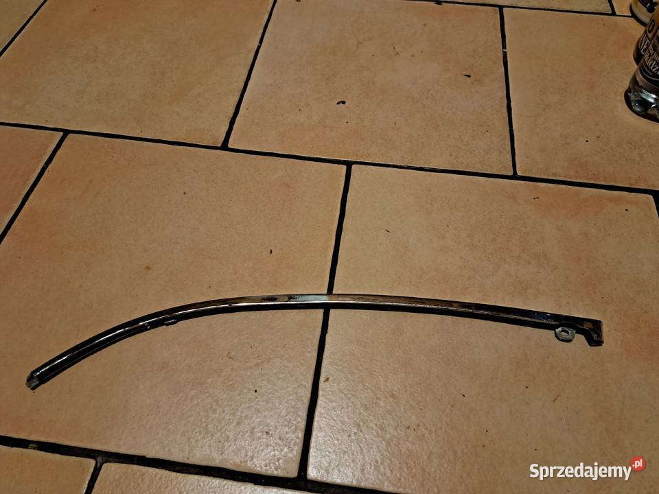 AUDI A6 C5 9701R listwa zderzaka lampy prawa