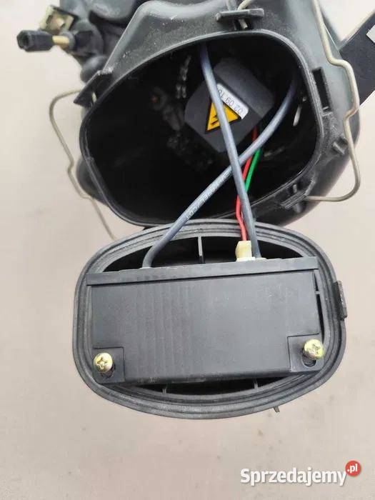 LAMPA LEWY PRZÓD XENON MASERATI 4200 GT LIFT osobowe