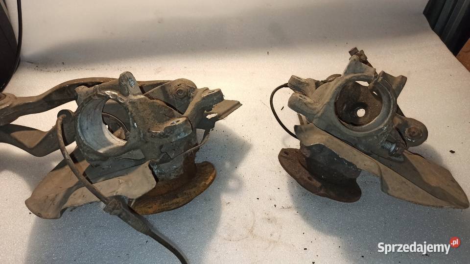 Zwrotnica Przód lewa prawa Bmw e60 e61 Piasta Zawieszenie i układ kierowniczy Dębica