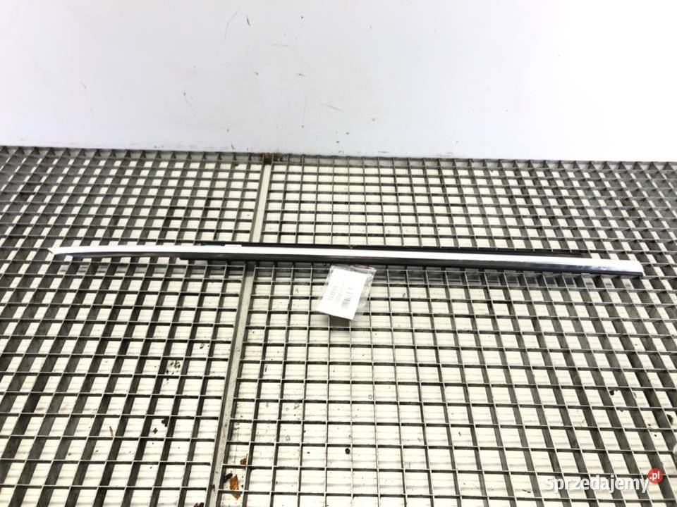 LISTWA ZGARNIAJĄCA PRZÓD PRAWA CHROM AUDI A5 8T podkarpackie