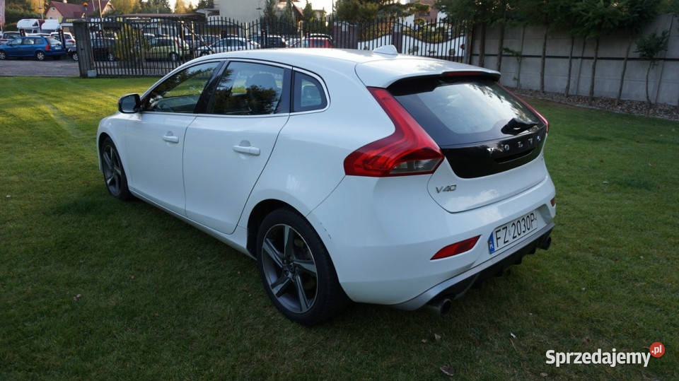 Volvo V40 super stan Gwarancja II 2012 światła przeciwmgielne Zielona Góra sprzedam