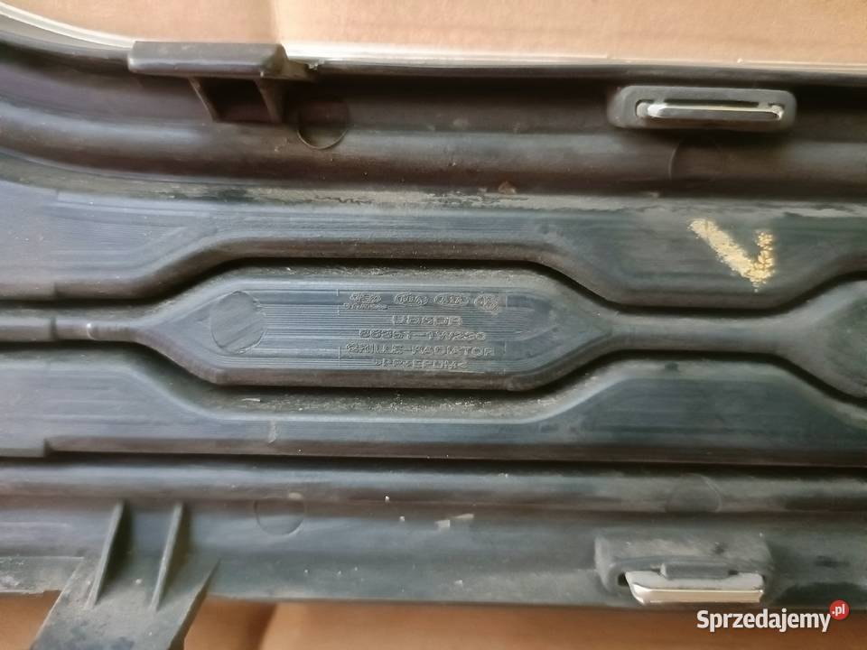 Grill ATRAPA KIA RIO SEDAN 863511W230 CHROM Drezdenko
