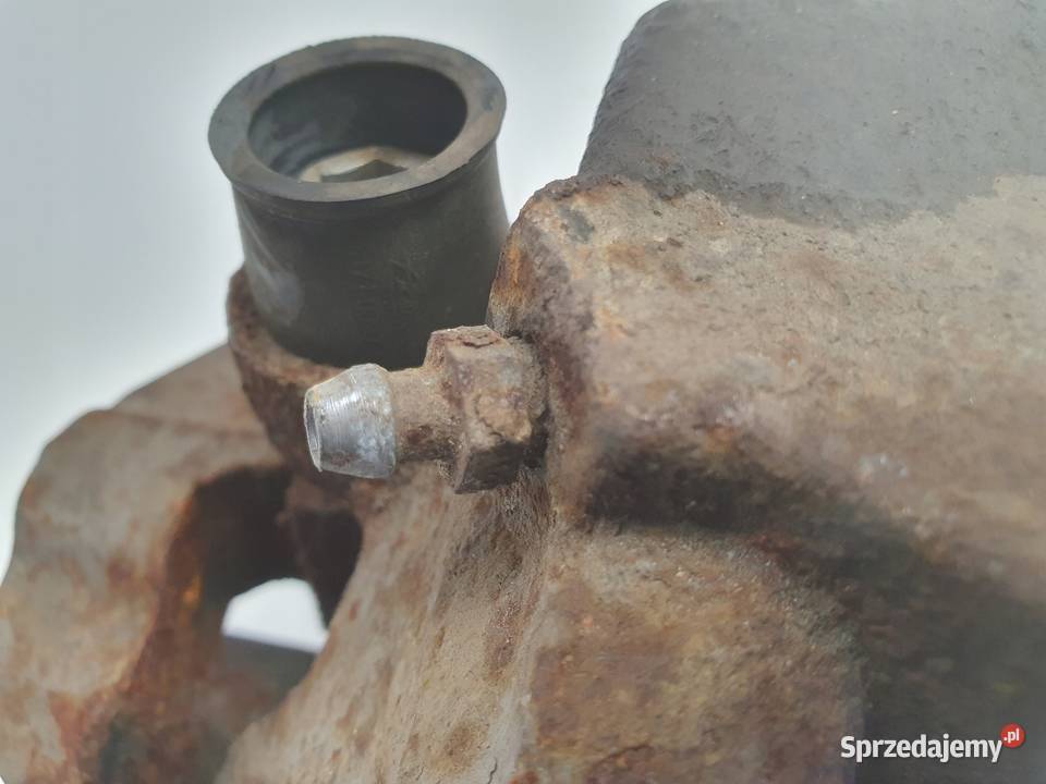 Volvo XC90 II PRZEDNI ZACISK HAMULCOWY prawy Chełm sprzedam