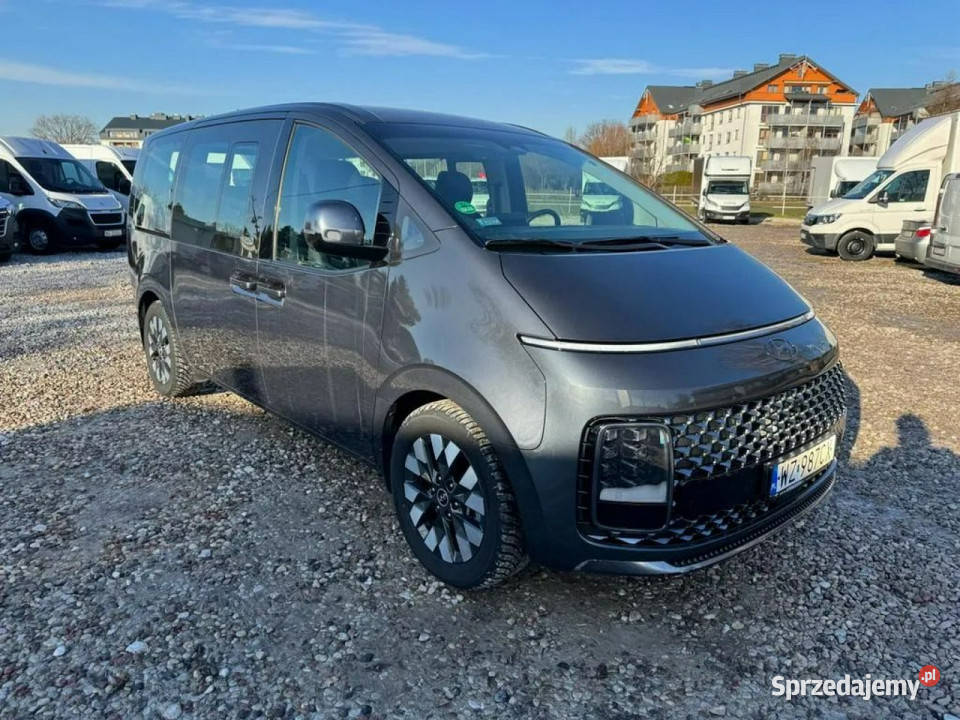 Hyundai inny Hyundai Staria pierwszy egzemplarz Łomianki