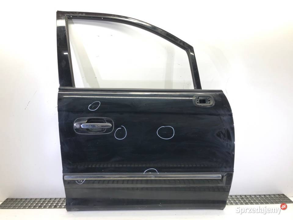 DRZWI PRAWY PRZÓD HYUNDAI TRAJET Van minibus