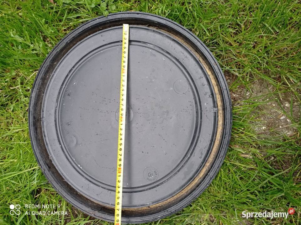 Dekle z obejmą na beczki 120 l śląskie sprzedam