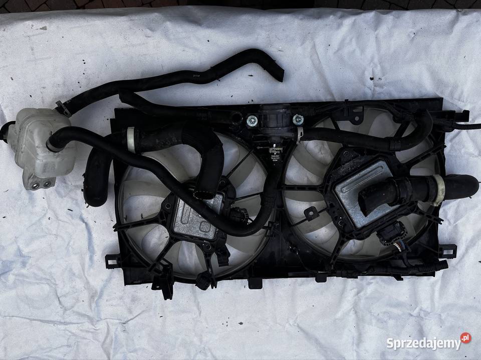 Wentylatory chłodnicy Toyota CHR 18 hybryda 2016 śląskie