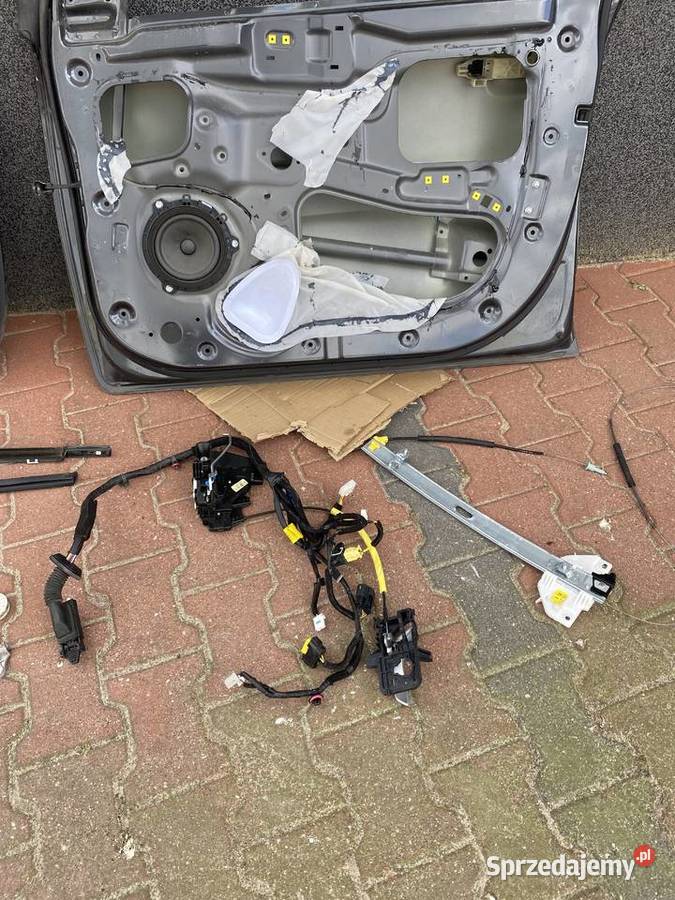 Uszkodzone drzwi kia rio 2020 Turek sprzedam