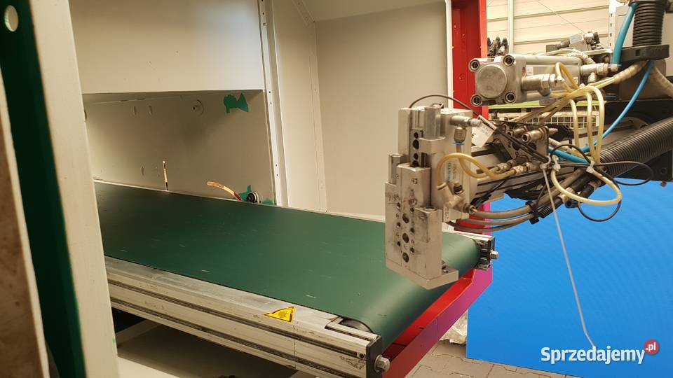 Wtryskarka Arburg 270C400250 z robotem Multilift Koszalin