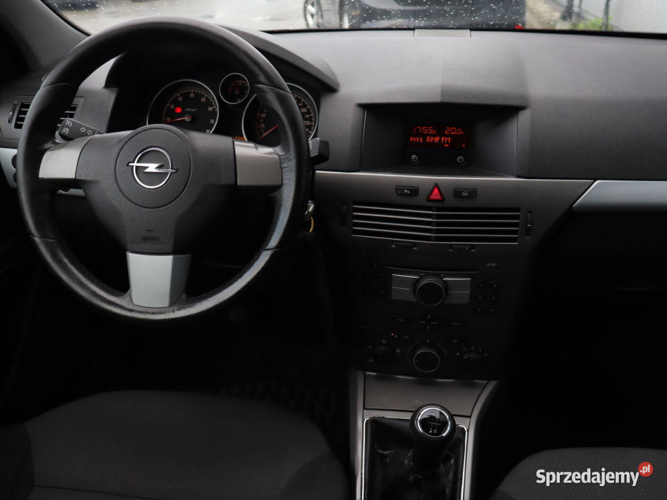 Opel Astra 14 16V światła przeciwmgielne