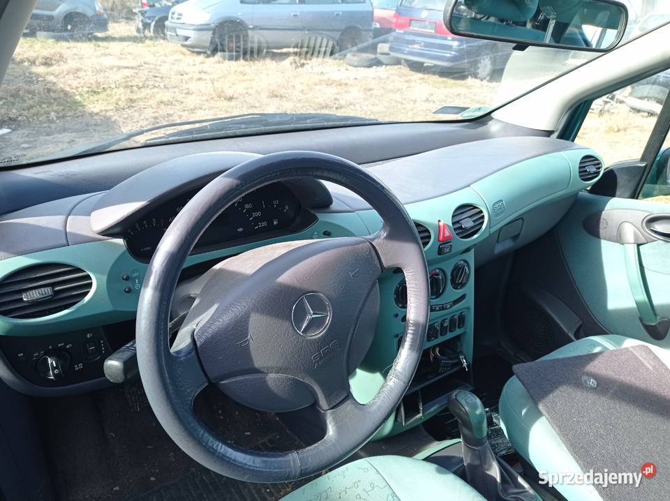 MercedesBenz A 160 16 75 kW 1999 r dawca części wielkopolskie Szklarka Myślniewska