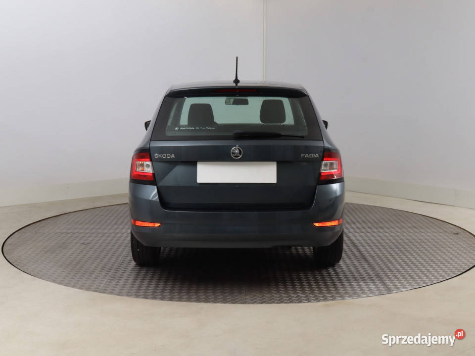 Skoda Fabia 10 TSI Bielany Wrocławskie